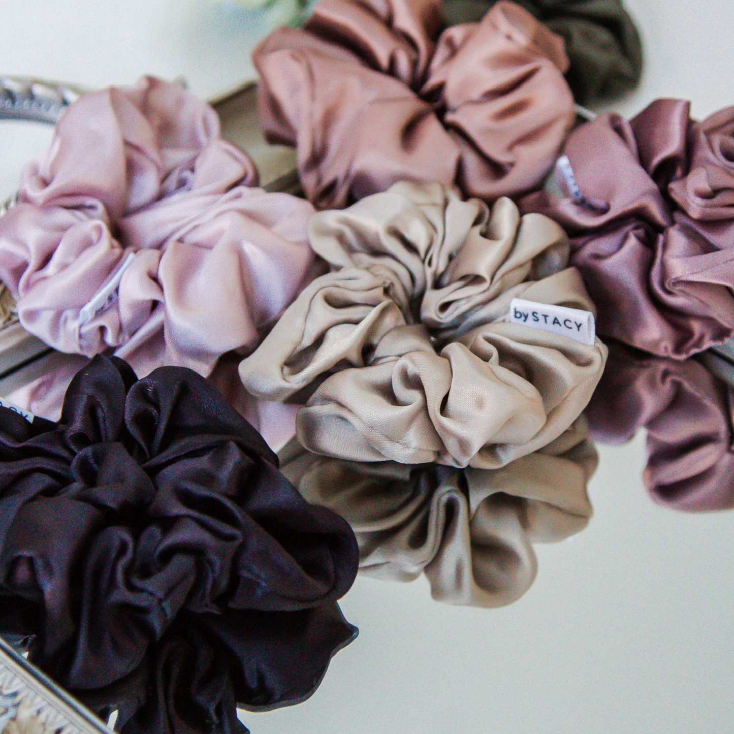 10 PACK ASSORTED SCRUNCHIES